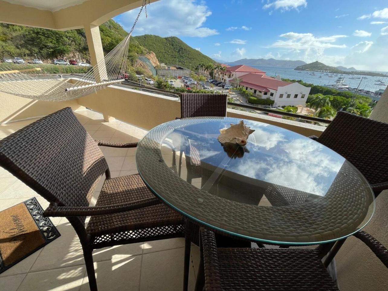 Amazing View 1 Bed1 Bath Villa On Red Hook Strip 나사렛 외부 사진